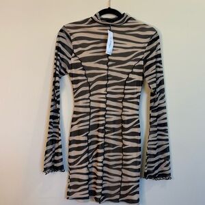 Miss Selfridge NWT Animal Print Mini Dress Size 4
Small